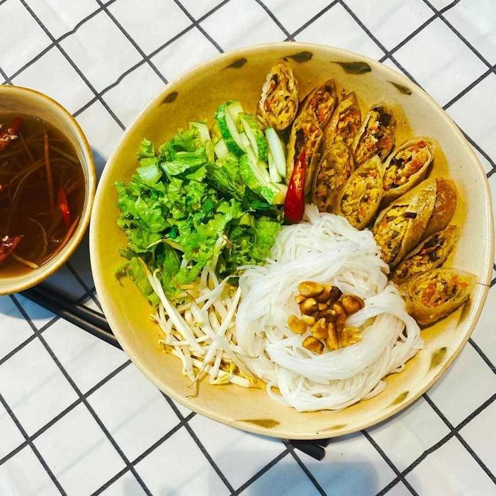 Cách làm bún chả giò chay thanh đạm hấp dẫn như Elly Trần-2