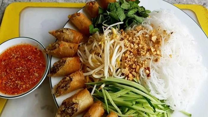 Cách làm bún chả giò chay thanh đạm hấp dẫn như Elly Trần-4