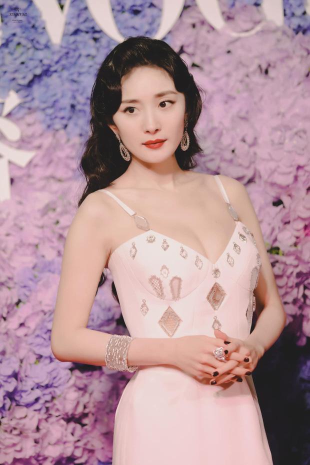 Dương Mịch thể hiện EQ cao vút khi bị đọ sắc với Triệu Lệ Dĩnh-2