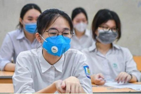 Bắc Giang: Nhân viên quán bia, karaoke, massage phải xét nghiệm PCR 3 ngày/lần-2