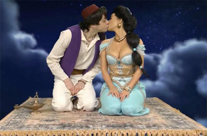 Kim Kardashian đang thích diễn viên hài kém 13 tuổi-2