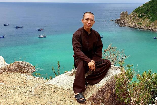 Phản ứng bà Phương Hằng khi bị báo công an vụ thăm Tịnh thất-2