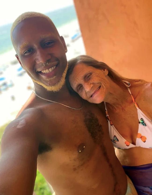 Chàng 24 cưới nàng kém bà nội 6 tuổi: Cứ bên nhau lại bị gọi xác sống-1