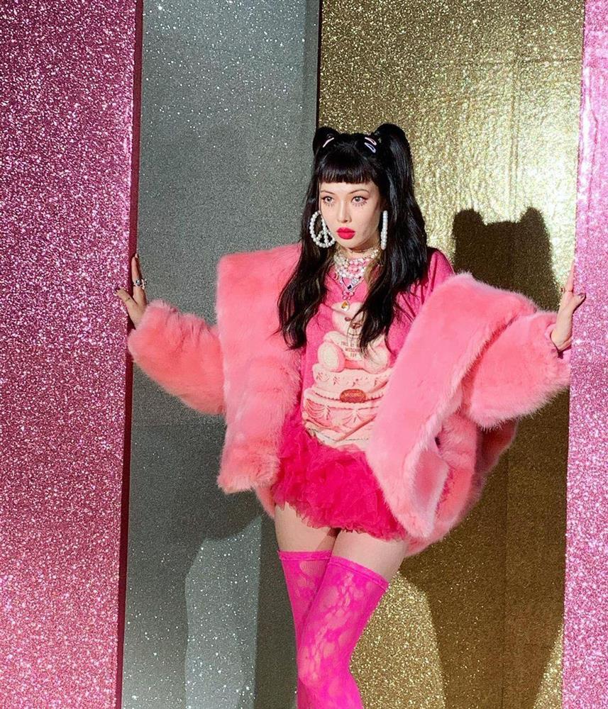 BLACKPINK, Hyun Ah buộc tóc 2 bên tưởng quê mà cực ngầu-7