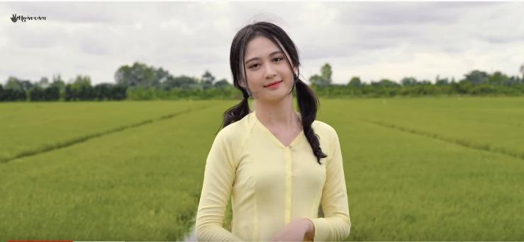 Nhan sắc xinh đẹp của bạn gái mới 15 tuổi từng đóng MV của Hoài Lâm-8