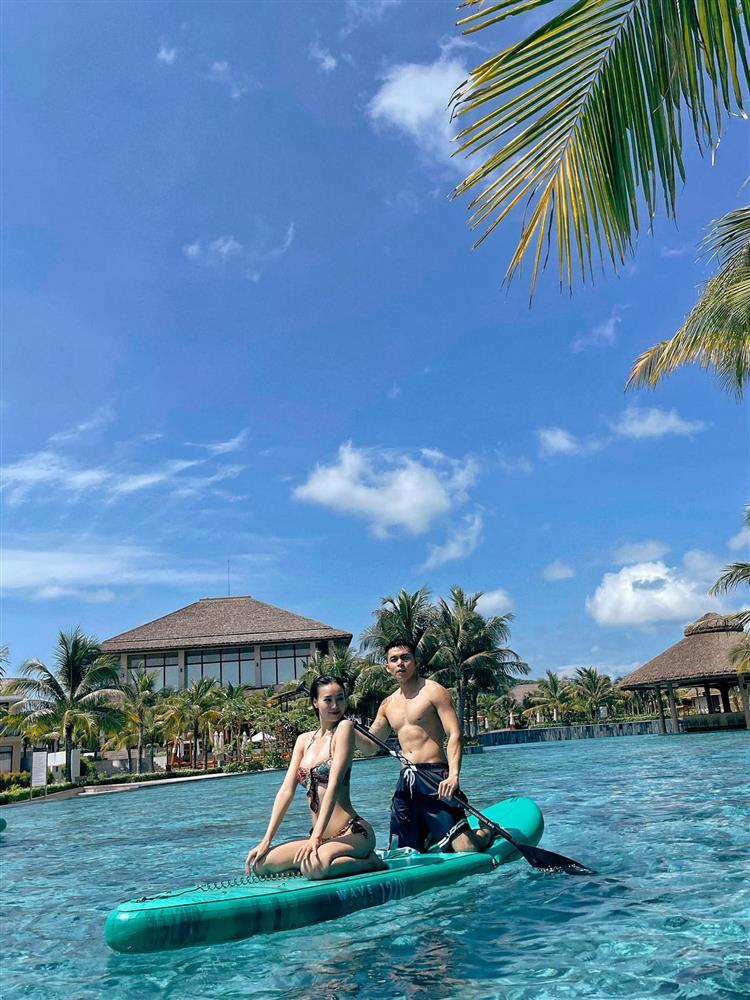 Quay Running Man, Lan Ngọc tung loạt ảnh bikini quá mlem-3