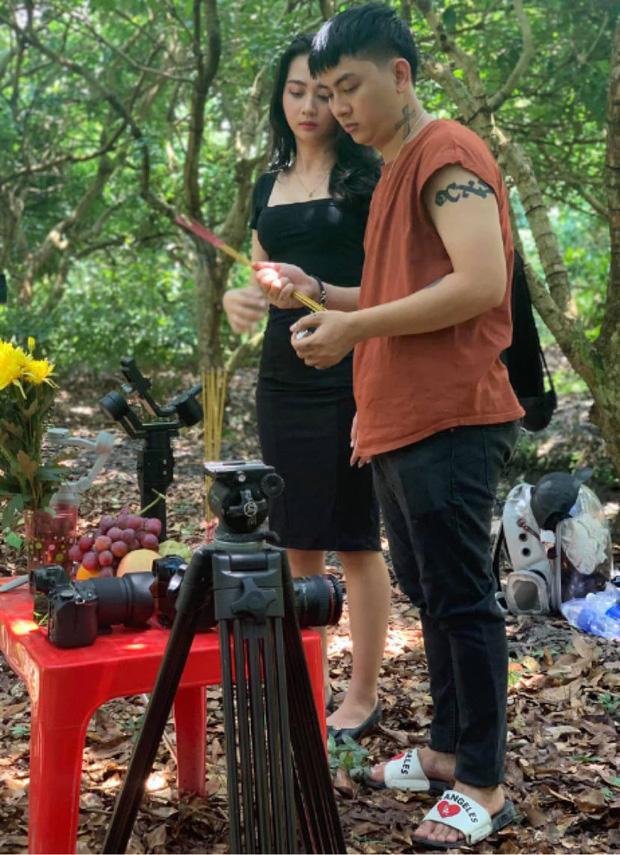 Cô gái được Hoài Lâm bật chế độ kết hôn chỉ mới 15 tuổi?-6