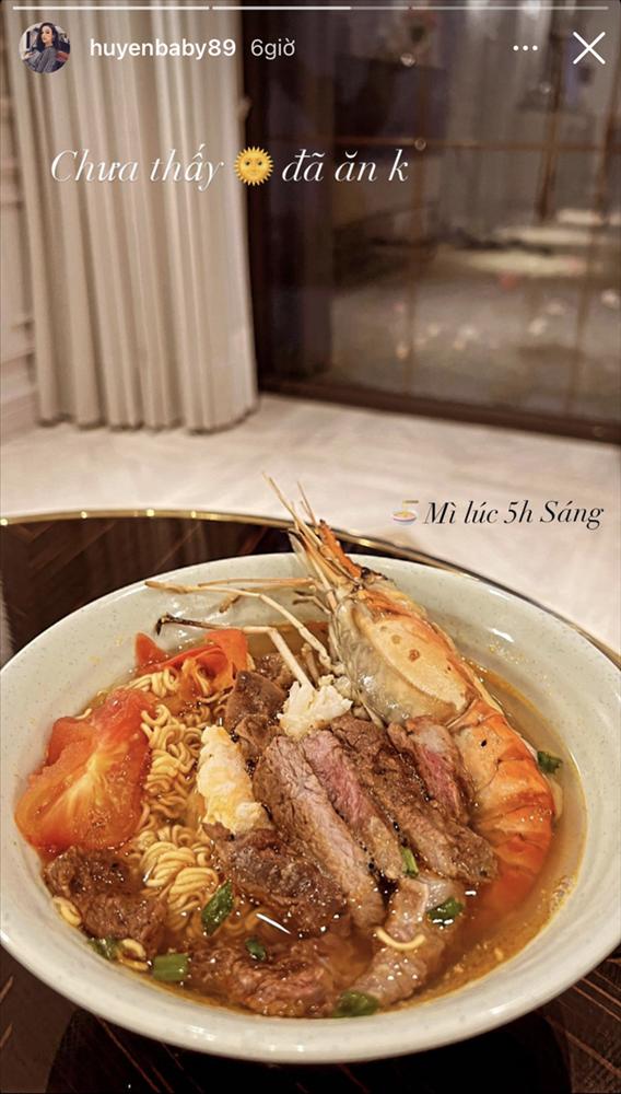 Mục sở thị tô mì tôm người sống trong biệt thự 3,5 triệu USD-1