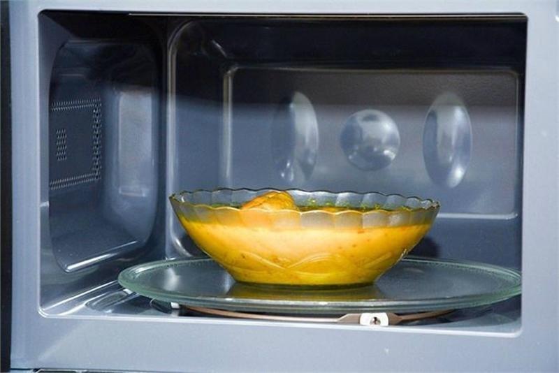 Những sai lầm dùng lò vi sóng nhiều người vô tư mắc phải-3