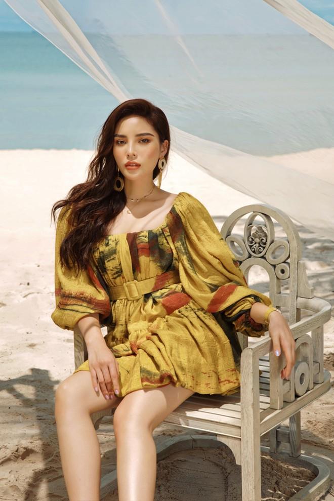 Hoa hậu dự sự kiện trường THPT với cát-xê 120 triệu đồng-2