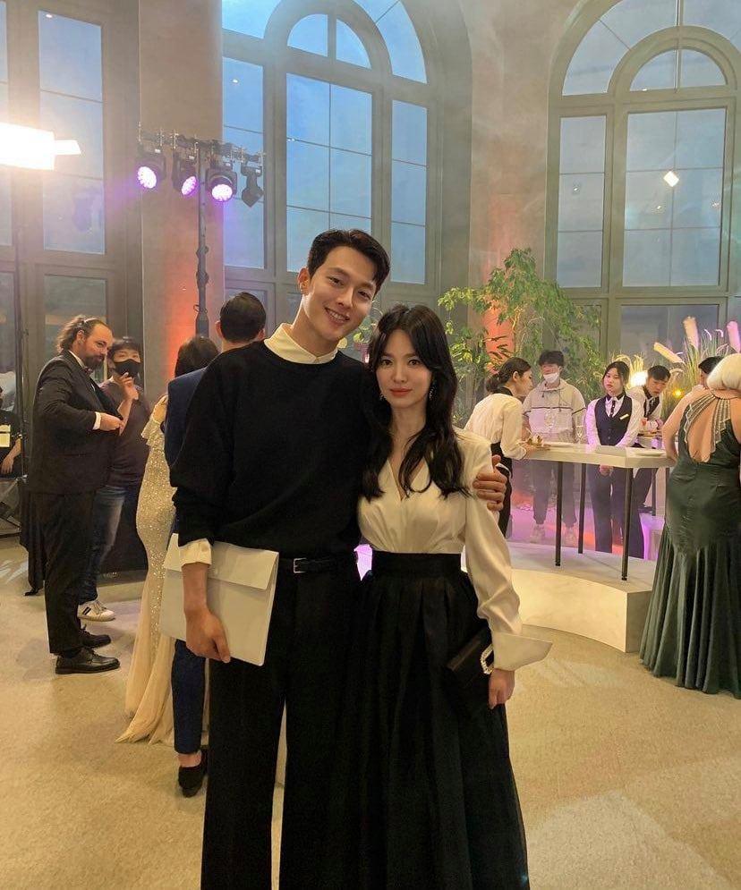 Song Hye Kyo đánh bay tuổi 40 khi kề cạnh Jang Ki Young-9