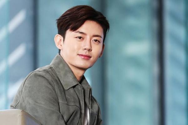 Bạn của Lee Ji Hoon quyết khởi kiện, phủ nhận việc hành hung nhân viên-4