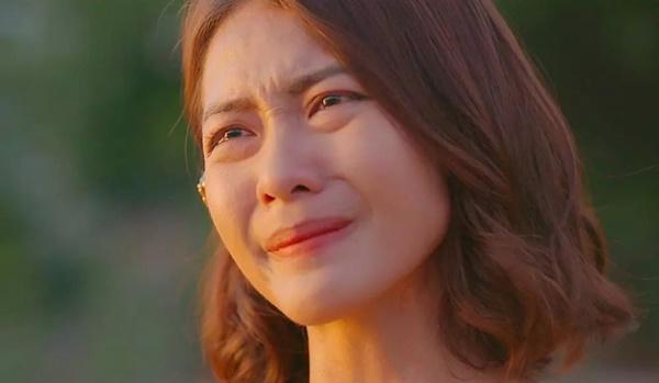 Mỹ nhân Việt khóc trên phim: Phương Oanh chân thật, Quỳnh Kool cố gồng-1
