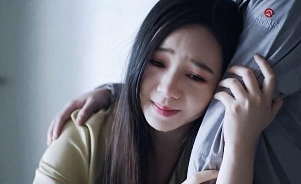 Mỹ nhân Việt khóc trên phim: Phương Oanh chân thật, Quỳnh Kool cố gồng-8