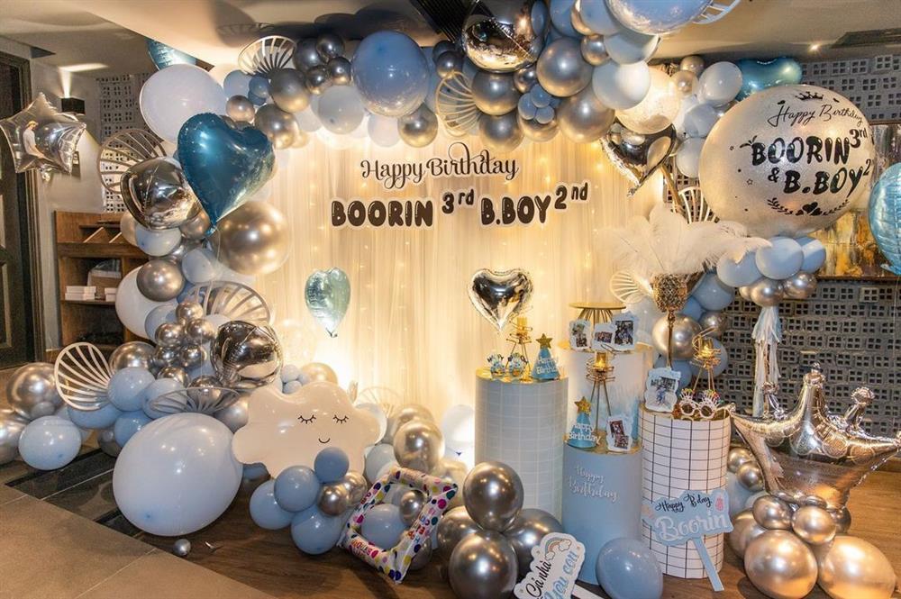 Diệp Lâm Anh công khai bộ ảnh sinh nhật con ngày bão tố-1