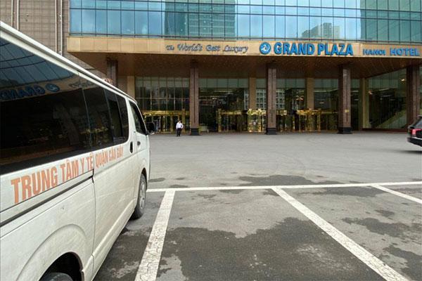 Khách sạn có 8 ca Covid-19, tuyển Việt Nam được xét nghiệm gấp cùng gần 3.000 người-1