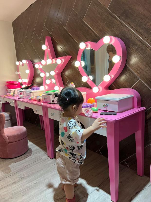 Cường Đô La sắm đồ chơi cực xịn, xả vai quyền lực bên con-5