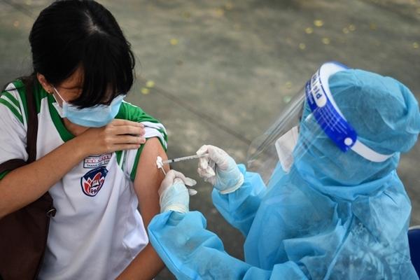 Trẻ 3-11 tuổi được tiêm vaccine khác, không phải Pfizer và Moderna-3