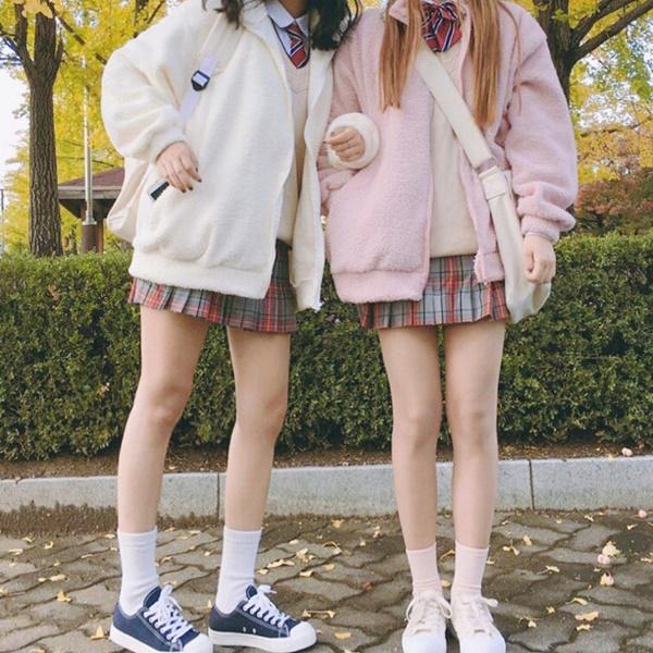 Váy ngắn gang tay từng là trang phục thô tục đàn ông không dám nhìn-6