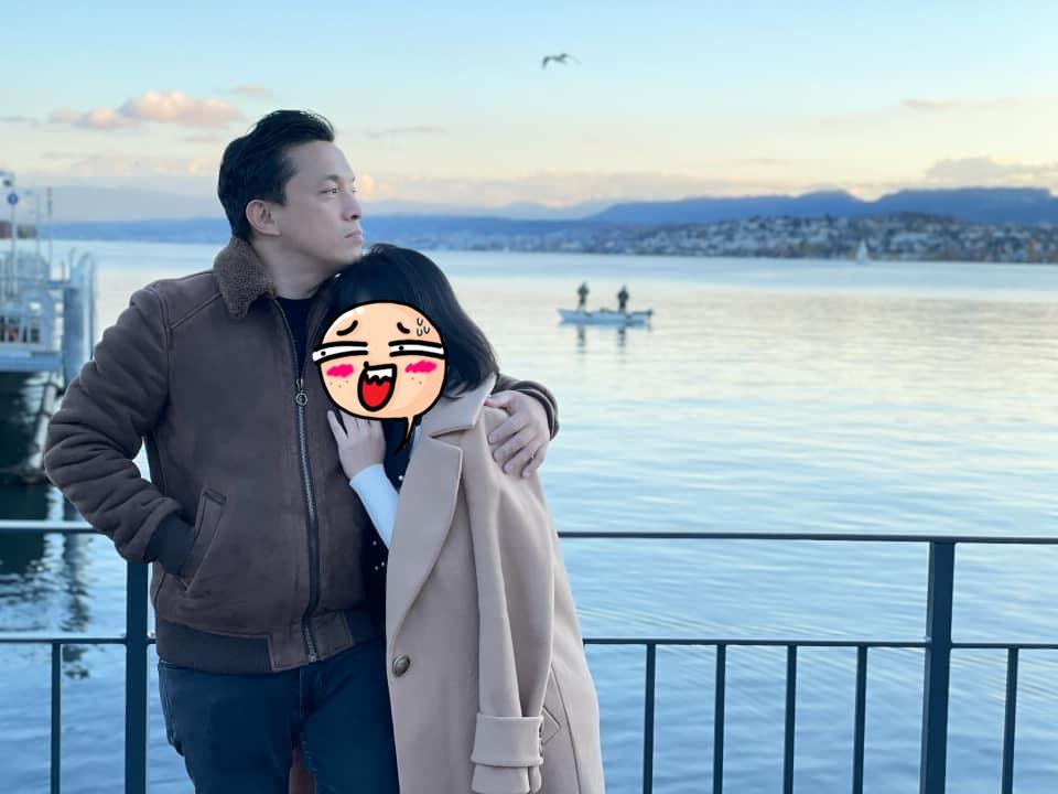 Áp ngực tình tứ, cô gái nghi bồ mới Lam Trường vẫn khăng khăng fan ruột-1