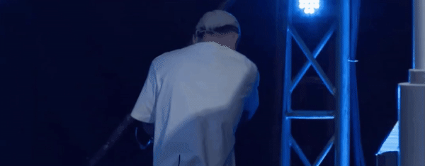 Binz bật khóc vì người cha quá cố, nhận về phản ứng cười cợt?-2