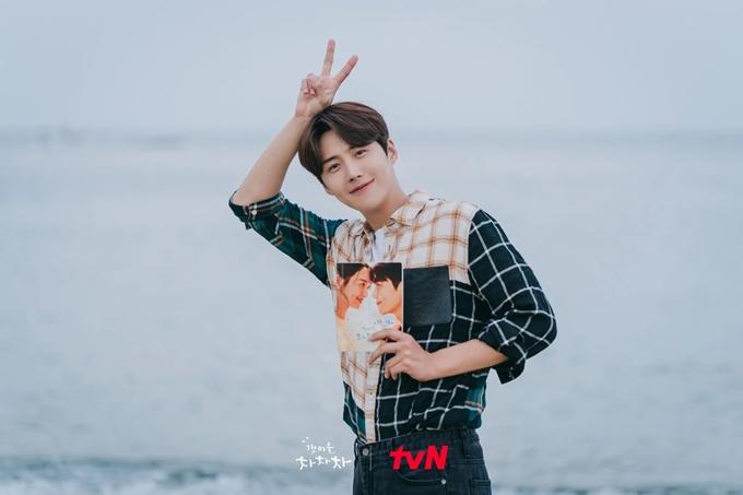 2 sao Hàn bị truy lùng nhiều nhất 2021 vì vướng scandal ái tình-1