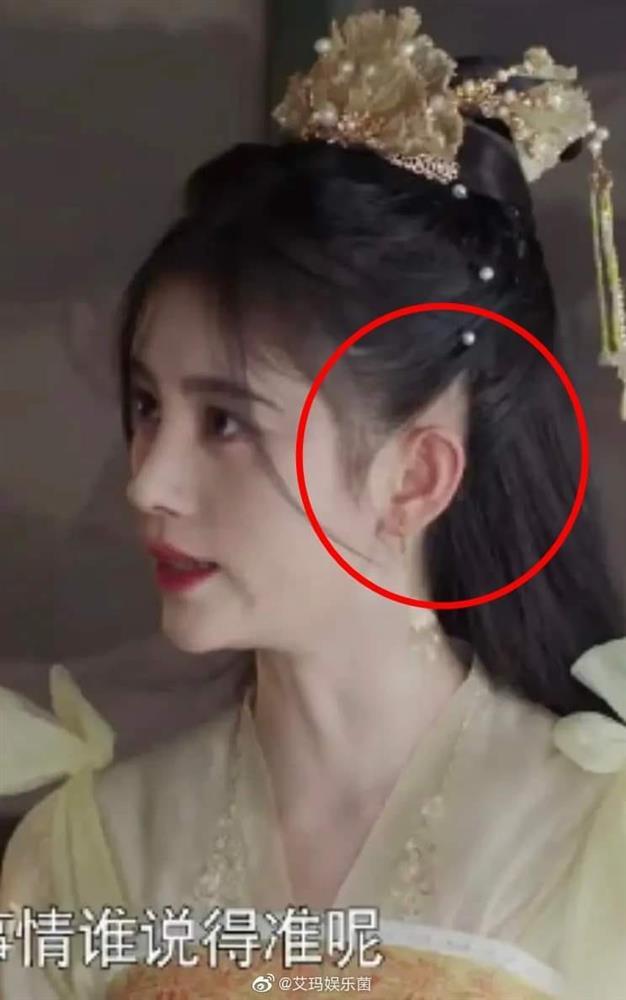 Mỹ nữ 4000 năm Cúc Tịnh Y bị chê hói đầu-1