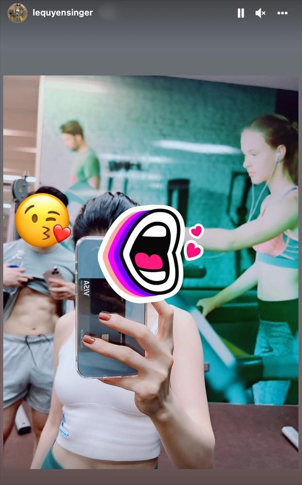 Lệ Quyên khoe tình trẻ kém 12 tuổi kè kè, show trá hình cả múi-2