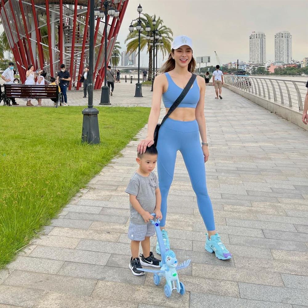 Diệp Lâm Anh bị đào quá khứ, nhan sắc kém xa bây giờ-17