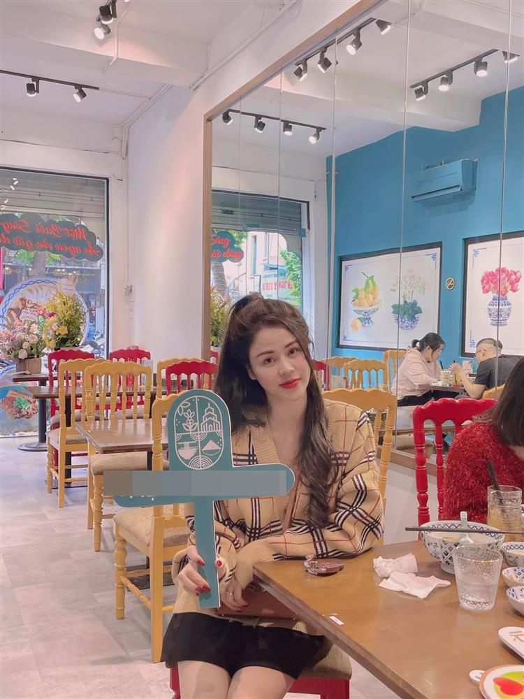 Lương Thu Trang đổi diện mạo đến em trai nhận không ra-7