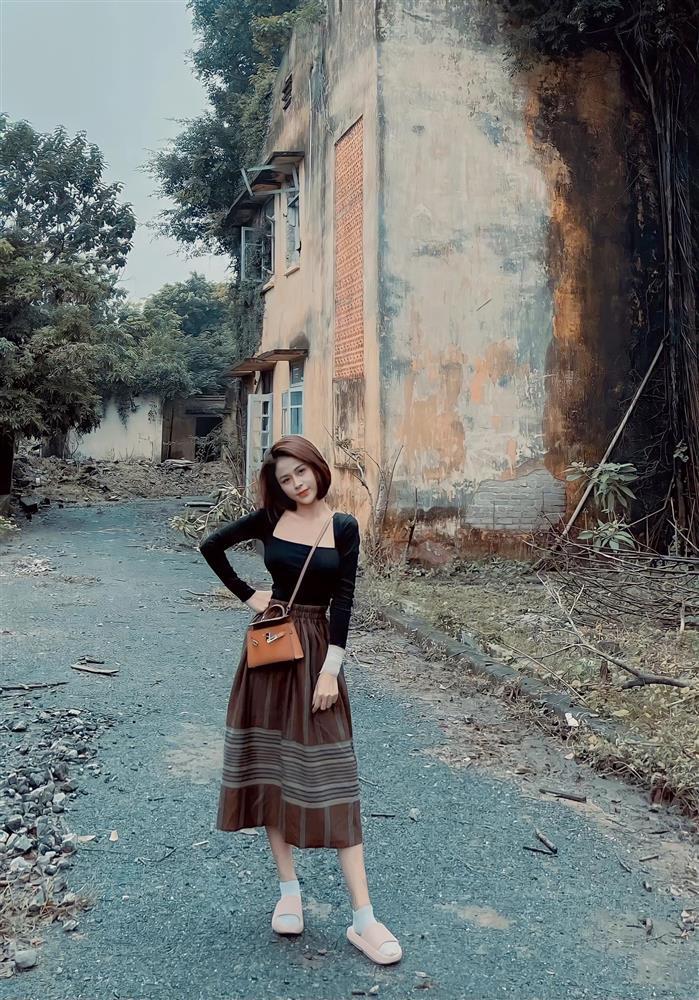 Lương Thu Trang đổi diện mạo đến em trai nhận không ra-12