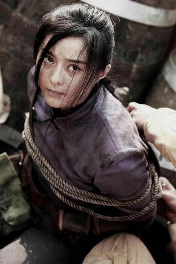 Phạm Băng Băng và dàn sao nữ Cbiz thần thái khi vào vai sát thủ-3