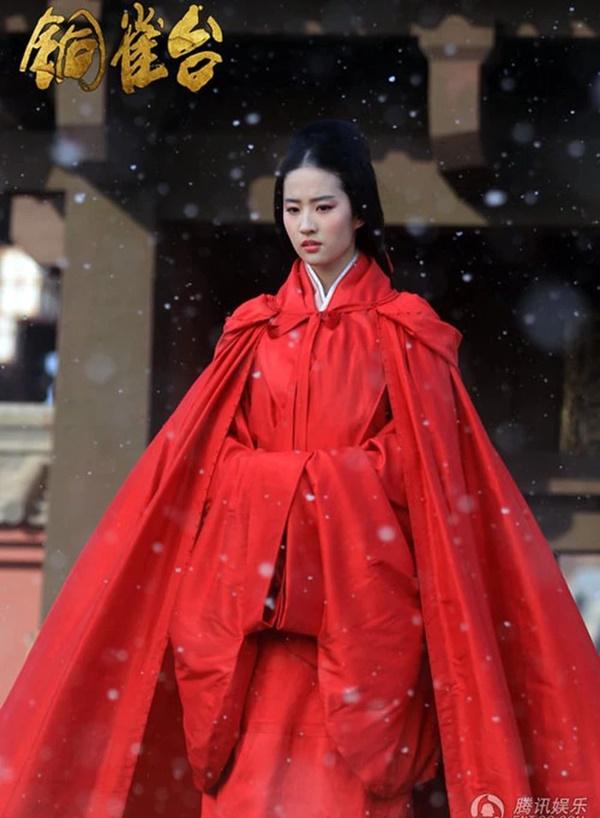 Phạm Băng Băng và dàn sao nữ Cbiz thần thái khi vào vai sát thủ-13