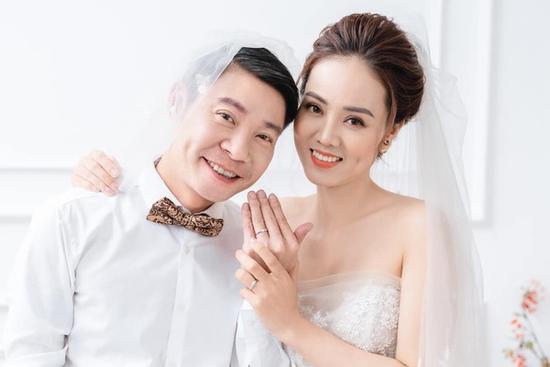 Rộ nghi vấn bà xã Công Lý đang mang thai con đầu lòng