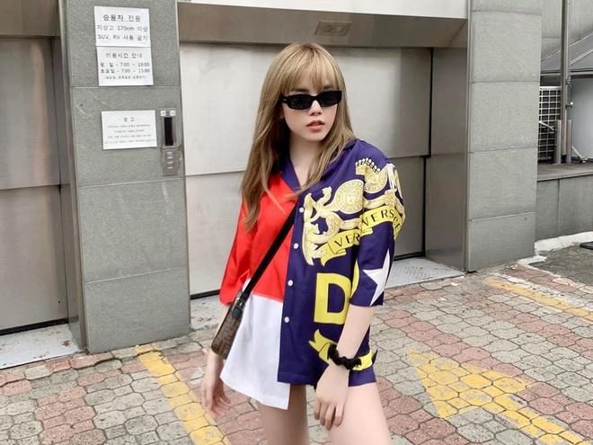 Quá trình Thiều Bảo Trâm xài đồ hiệu cũng gập ghềnh hệt tình trường-1