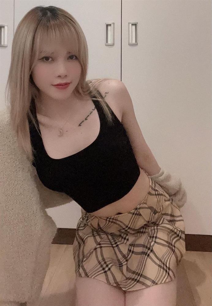 Quá trình Thiều Bảo Trâm xài đồ hiệu cũng gập ghềnh hệt tình trường-10