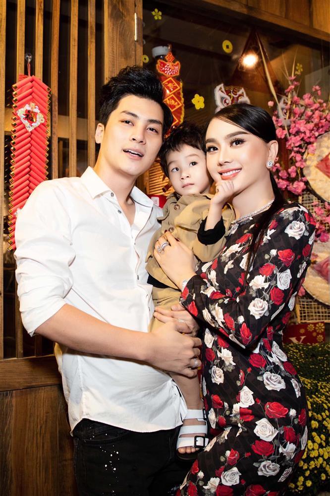 Rộ tin đồn Lâm Khánh Chi chia tay chồng trẻ-4