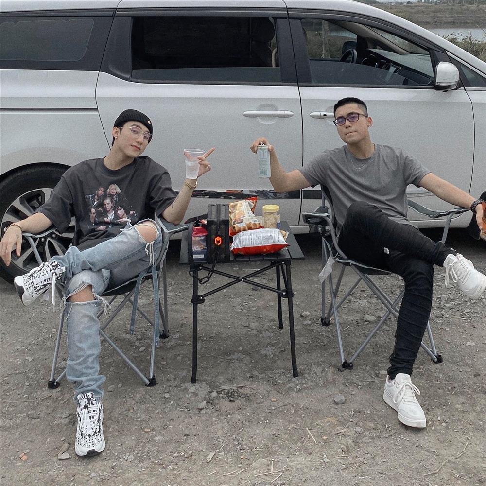 Chàng trai có visual cực đỉnh, hạ cả dàn celeb công ty Sơn Tùng-9