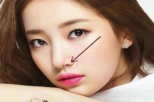 Đặc điểm phụ nữ nhu cầu cao, cực giỏi chuyện ấy, tinh ý nhìn là thấy-2