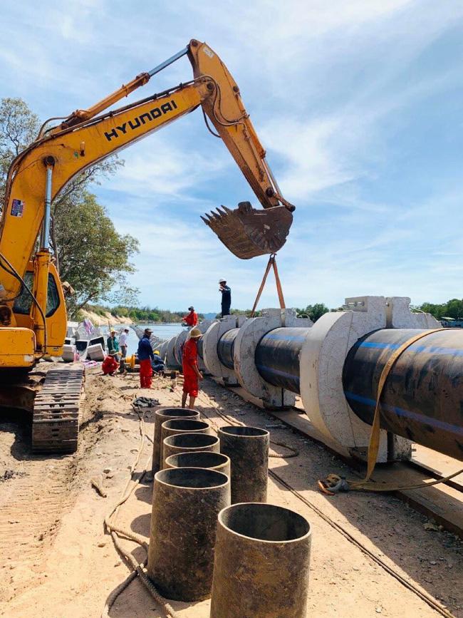 Bị tố nhận vơ công trạng cho chồng, Vy Oanh nói gì?-3