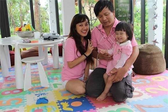 Ngoại hình xinh xắn con gái BTV Hoài Anh và ông xã đại gia-5