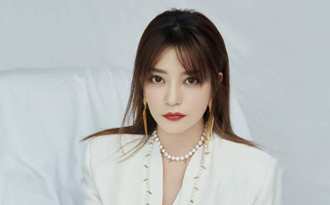 Rộ tin Triệu Vy thực sự trở lại sau ồn ào phong sát triệt đường sống?-1