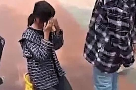 Nữ sinh bị bạn học trấn lột số tiền 90 triệu đồng