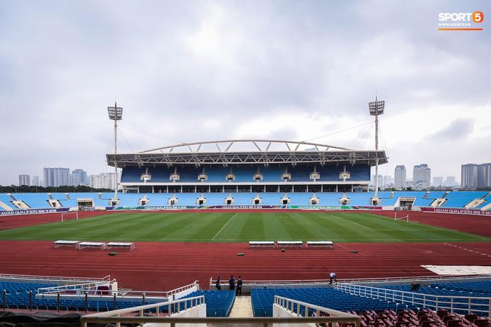 Thầy Park trả lời gắt chất lượng sân Mỹ Đình trận gặp Nhật Bản-2