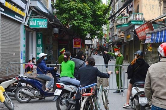 Ổ dịch mới tại Hà Nội: Phức tạp, 1 phường nâng cấp độ lên 'nguy cơ cao'