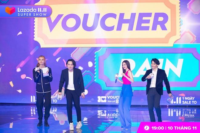 Trấn Thành cùng dàn sao Việt lập rock band tại Lazada Supershow 11.11-2