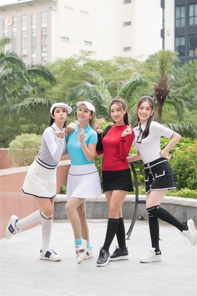 Jennifer Phạm hơn Hương Giang 6 tuổi mà trẻ chẳng kém cạnh-13