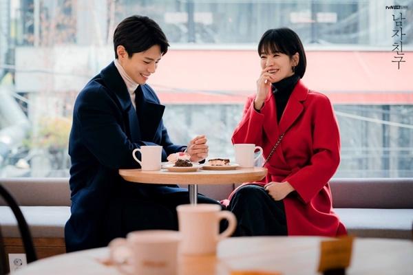 Lý do Song Hye Kyo nhận phim ngôn tình, yêu trai trẻ ở tuổi 40-2