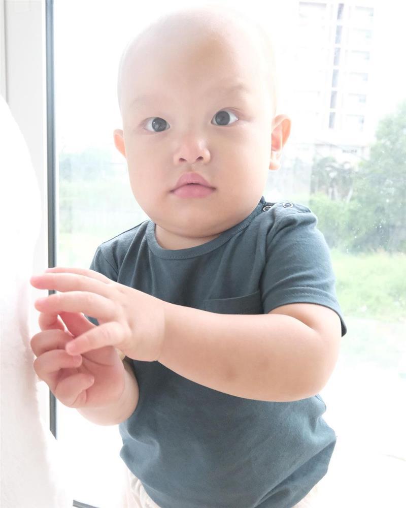 Kim Lý và Leon giàn giụa nước mắt, chuyện gì đây?-3