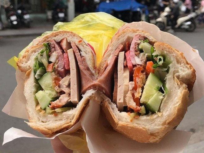 Tờ báo danh tiếng gọi bánh mỳ Việt Nam là đối thủ hamburger Mỹ-1